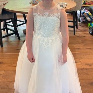 White Flower girl dress size 9